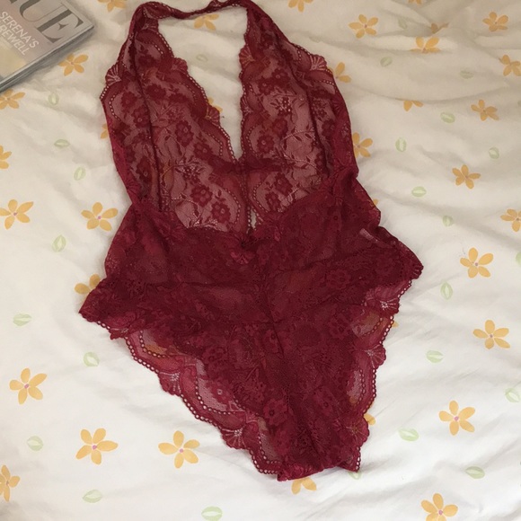 Avid Love sz Small lace bodysuit Haler top scalloped edge deep wine red sheer - Picture 10 of 13